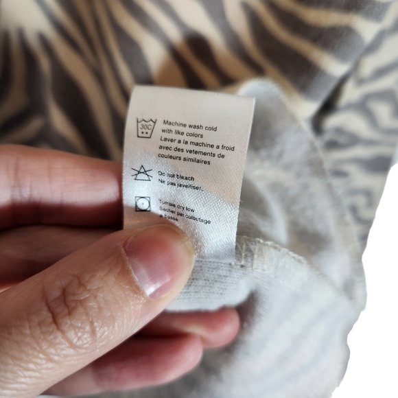 Chaser Zebra Print Hoodie - Picture 8 of 8